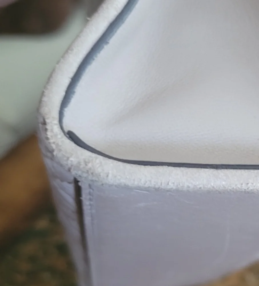 Tory Burch Cream Quilted Bag - Picture 6 of 10